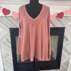 Free People Dusty Pink Bell Sleeve Tunic Top with Eyelet Lace Detail Boho V-Neck